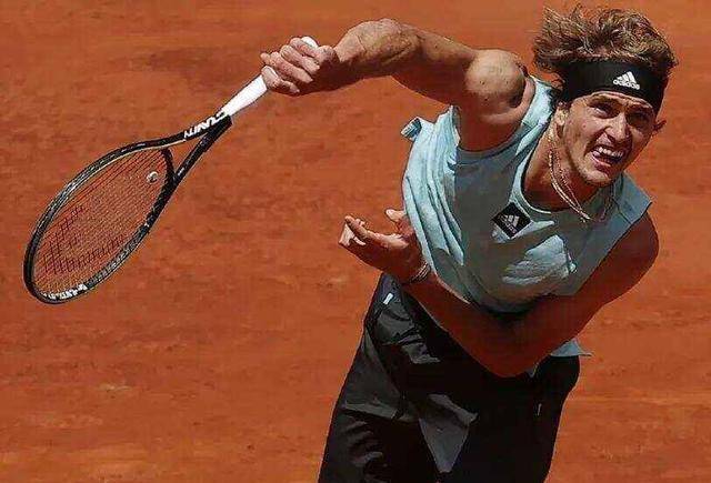 法网碾压联合杯，西西帕斯状态火热